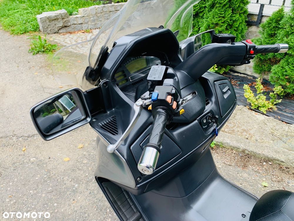 Suzuki Burgman - 11