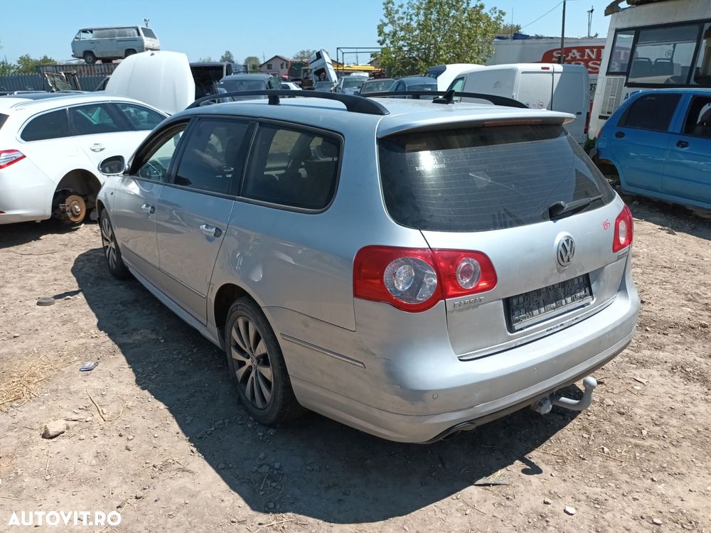 Dezmembrari  VW PASSAT B6  2005  > 2010 1.6 TDI Motorina - 8