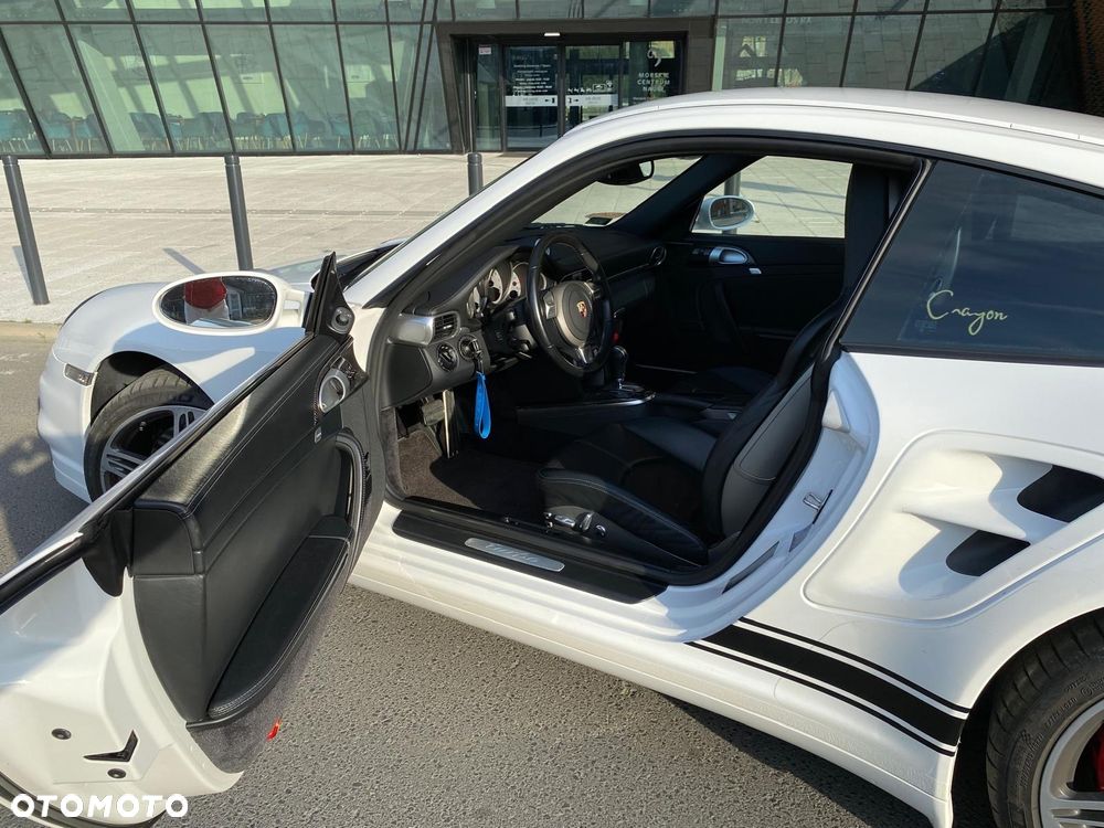 Porsche 911 - 8
