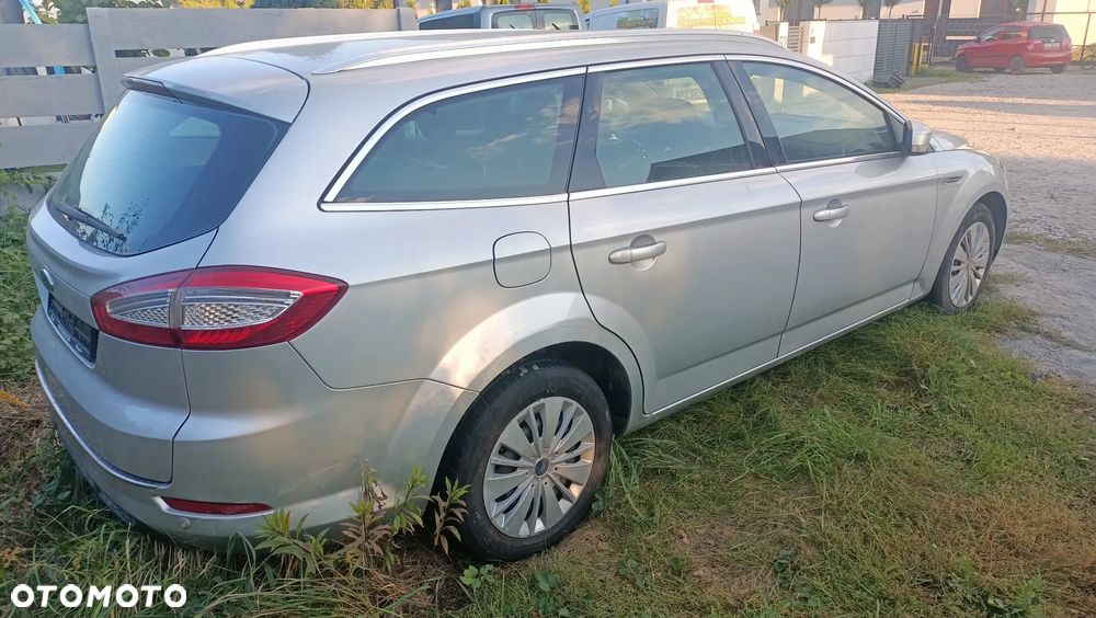 Ford Mondeo 2.0 TDCi Platinium X Plus (Titanium) - 4