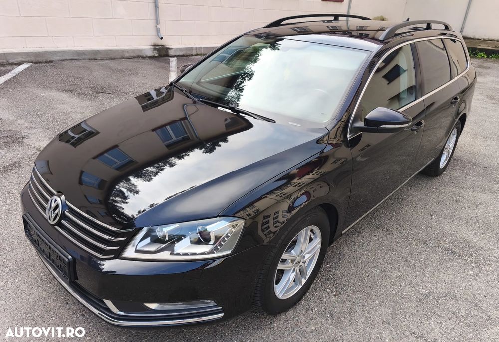 Volkswagen Passat - 1