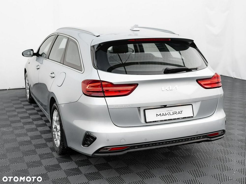 Kia Ceed - 5