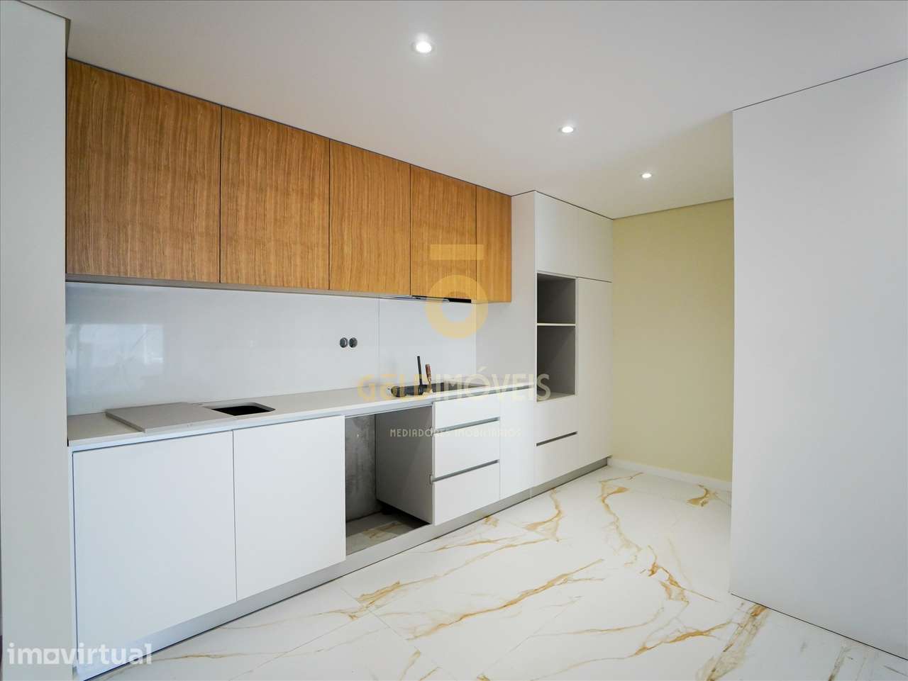 Apartamento T2 Venda em Sobrado e Bairros,Castelo de Paiva - Grande imagem: 5/16