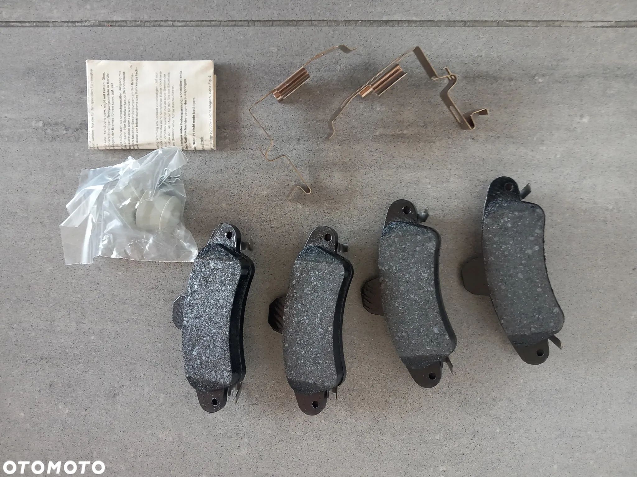 Zestaw klocków hamulcowych tył Ford Cougar, Mondeo 1672938 - 1