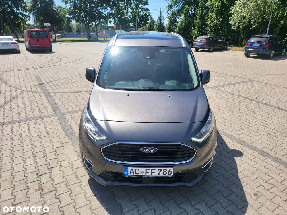 Ford Tourneo Connect Grand - 38