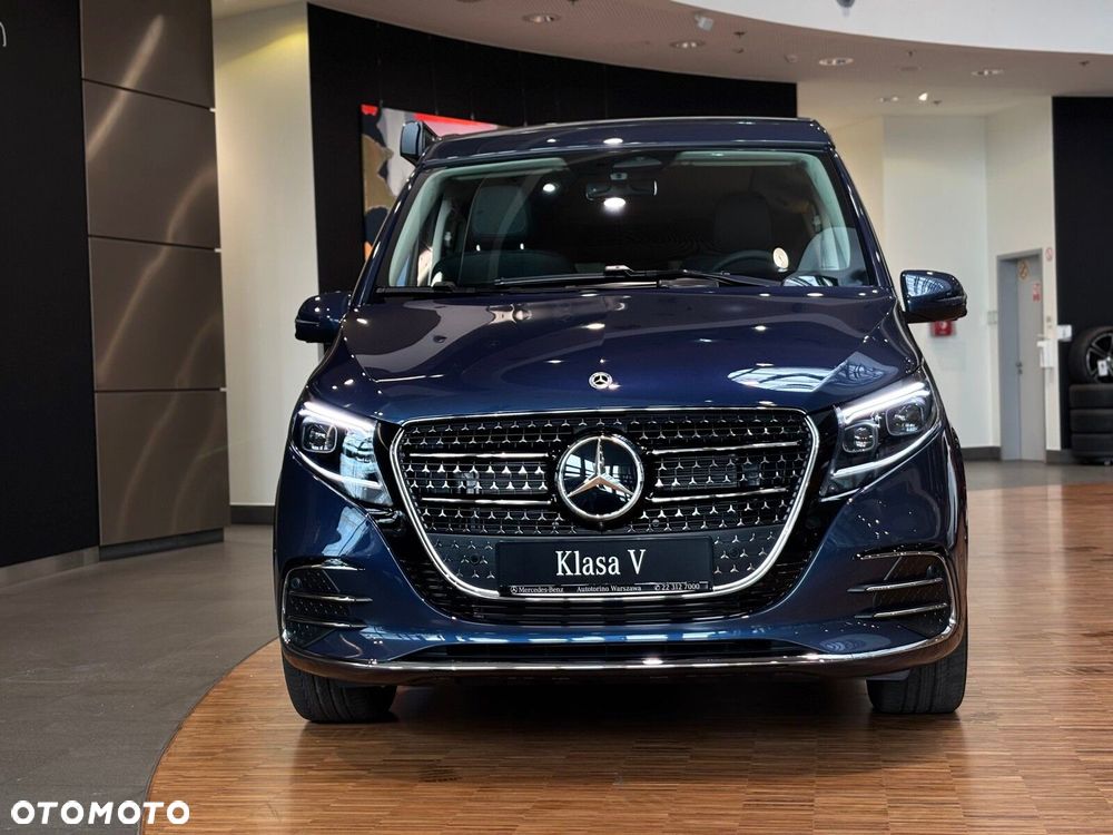 Mercedes-Benz Klasa V - 11