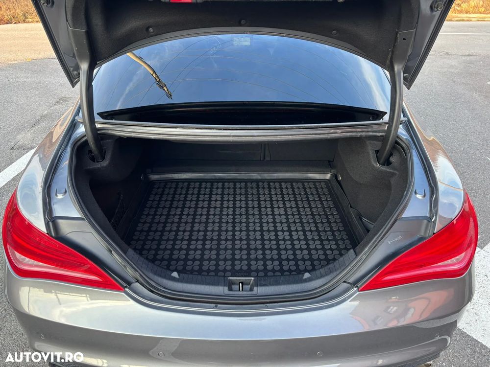 Mercedes-Benz CLA 220 d 7G-DCT - 16