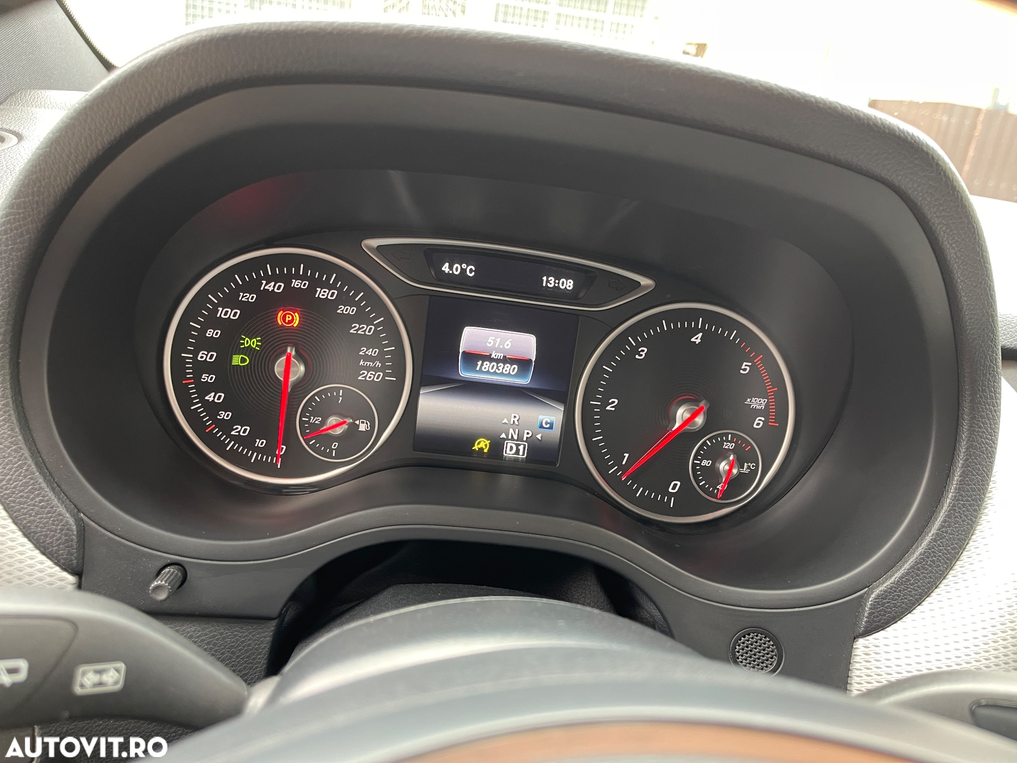 Mercedes-Benz B - 7