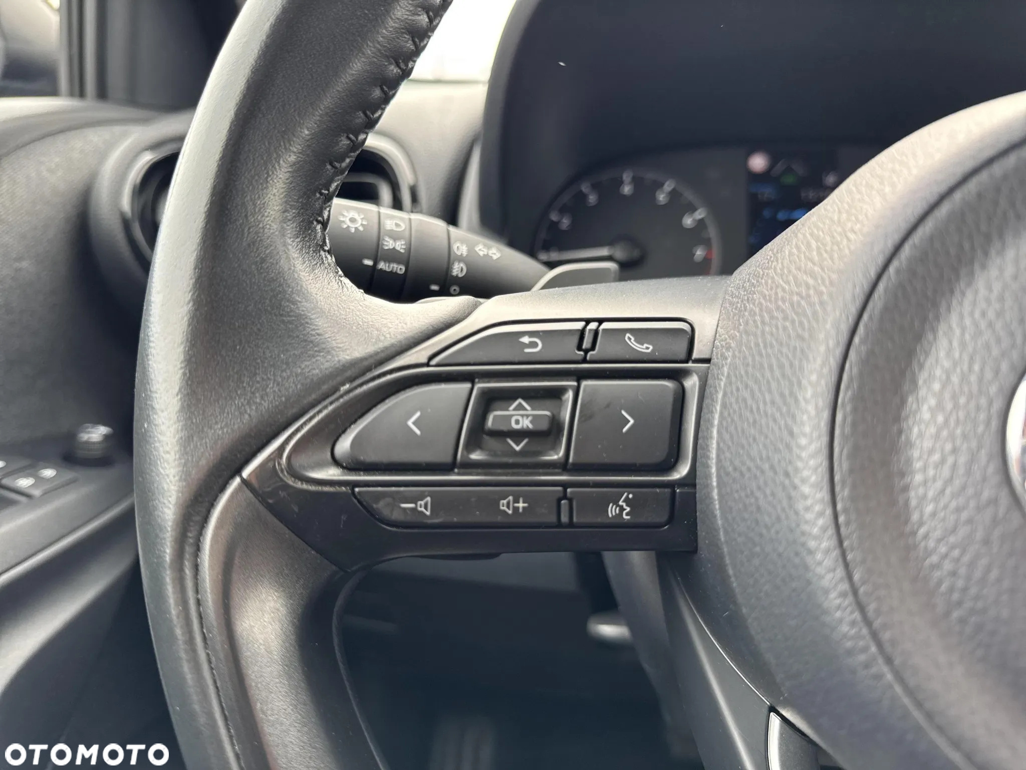 Toyota Yaris 1.5 Comfort CVT - 17