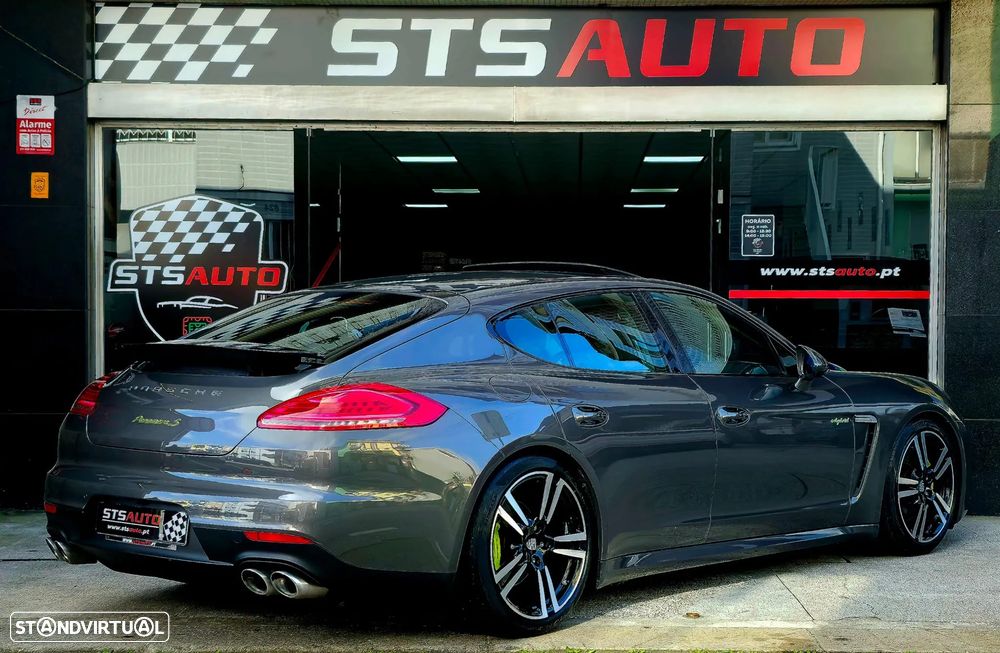 Porsche Panamera S Hybrid - 3
