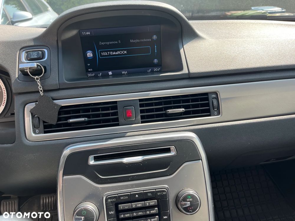 Volvo V70 D2 Summum - 9