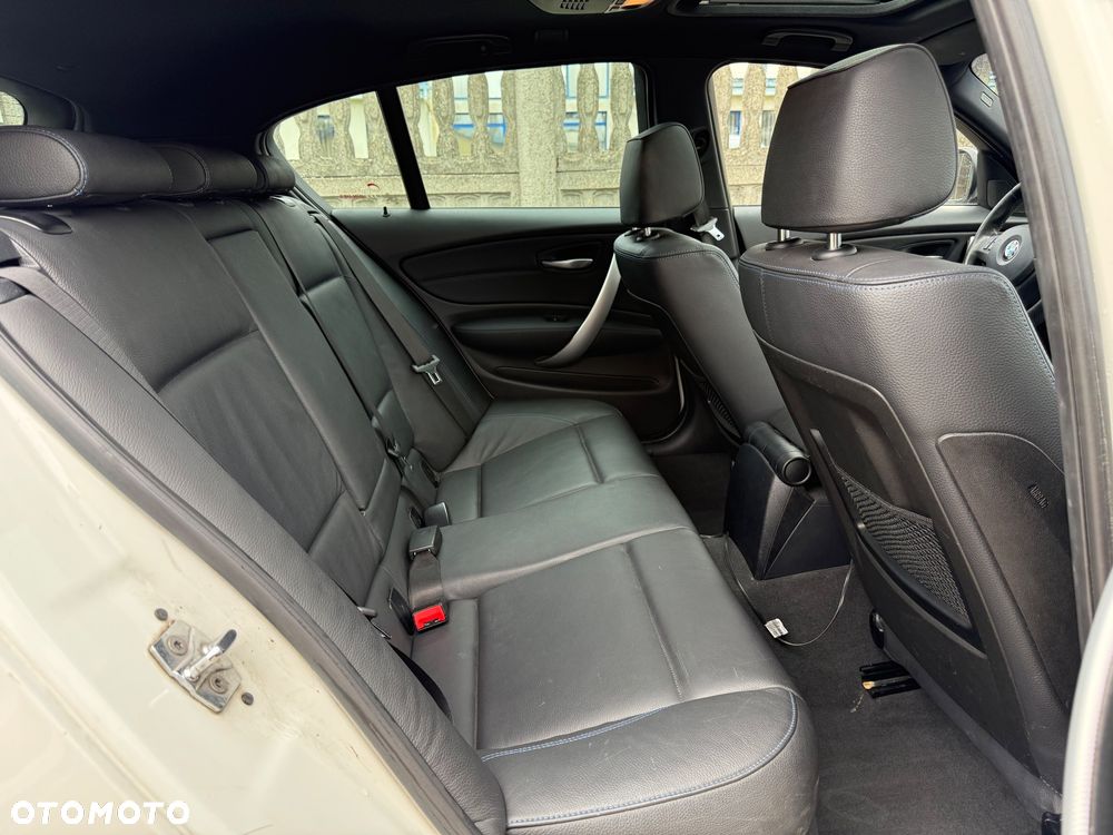 BMW Seria 1 120i Edition Sport - 29