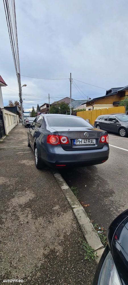 Volkswagen Jetta 1.6 TDI DPF Comfortline - 8