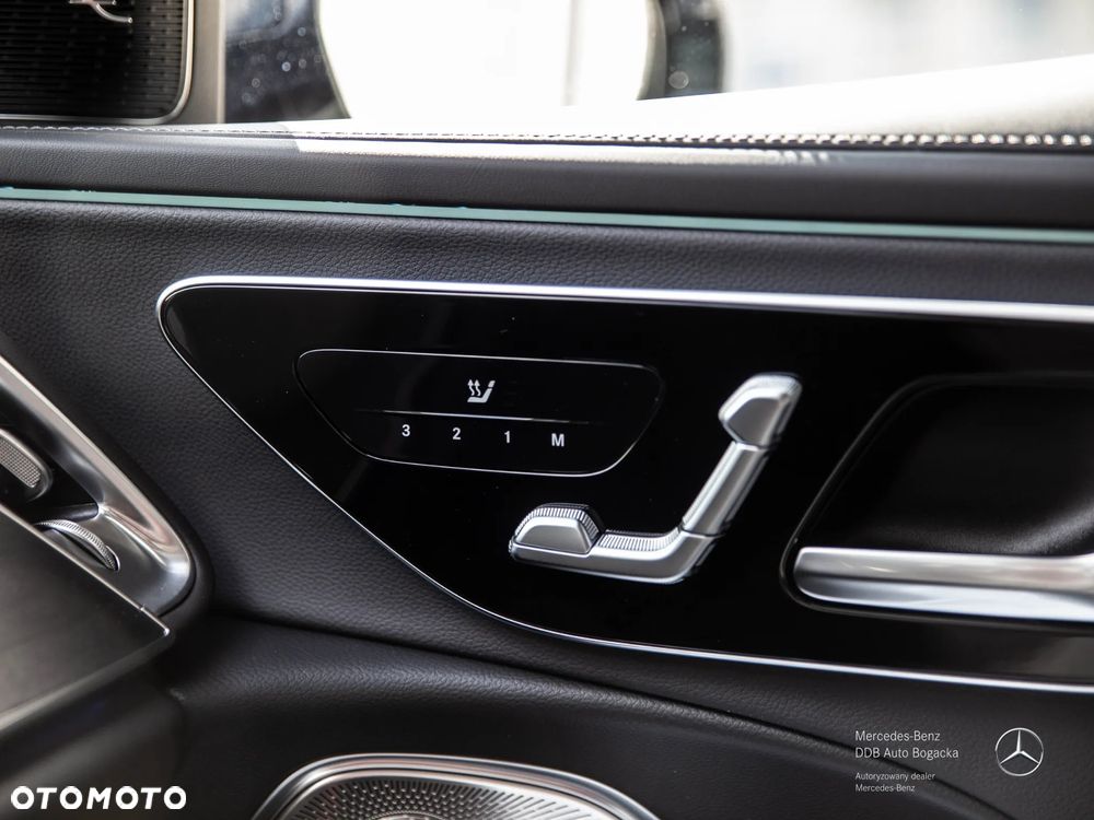 Mercedes-Benz Klasa E 300 de PHEV 4-Matic AMG 9G-Tronic - 8