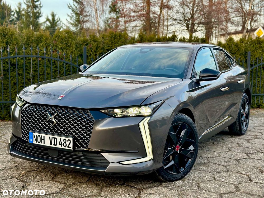 DS Automobiles DS 4 1.5 BlueHDi Performance Line + - 1