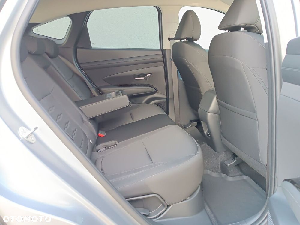 Hyundai Tucson 1.6 T-GDi HEV Smart 2WD - 37