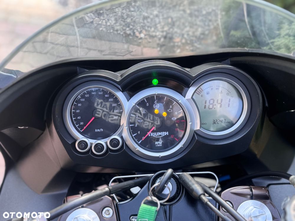 Triumph Sprint - 22