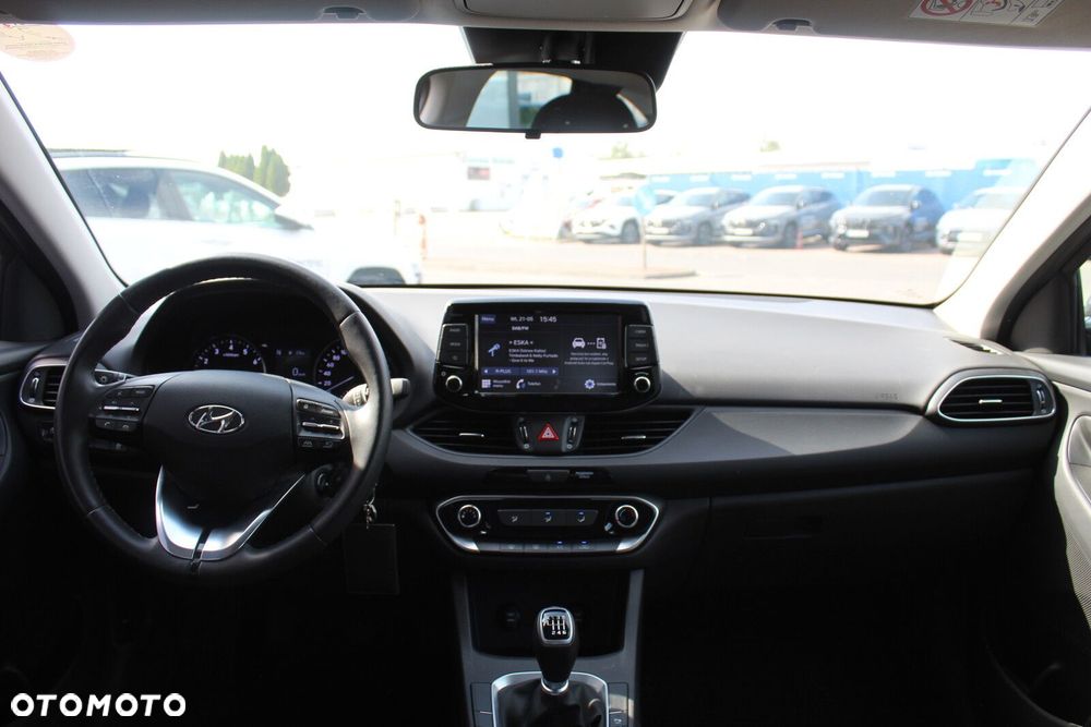 Hyundai i30 1.5 T-GDI 48V Modern - 19