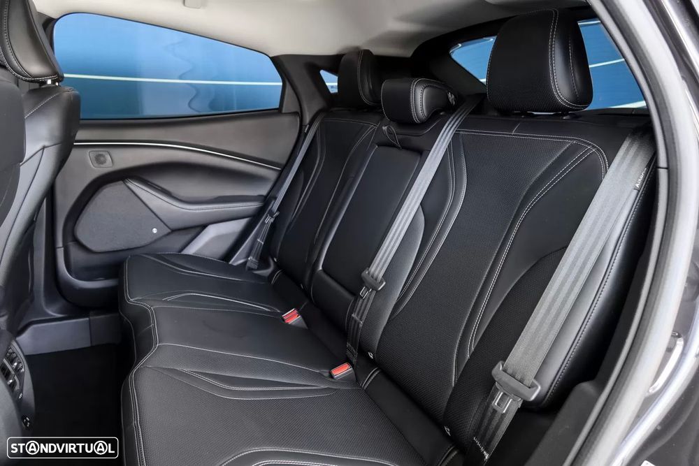 Ford Mustang Mach-E - 21