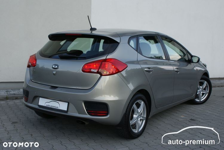 Kia Ceed 1.4 Business Line - 29