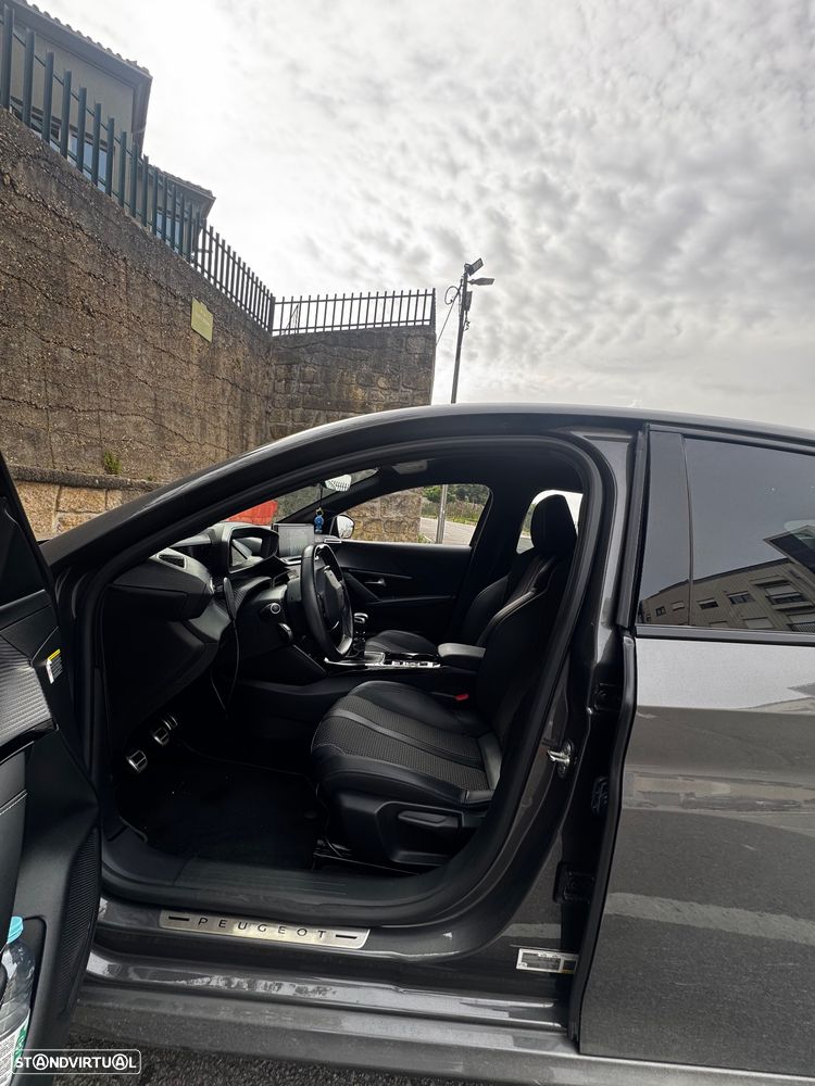Peugeot 208 1.2 PureTech GT - 17