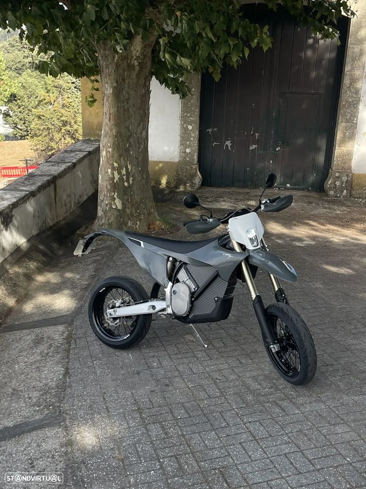 Outra não listada Outra EX - 2