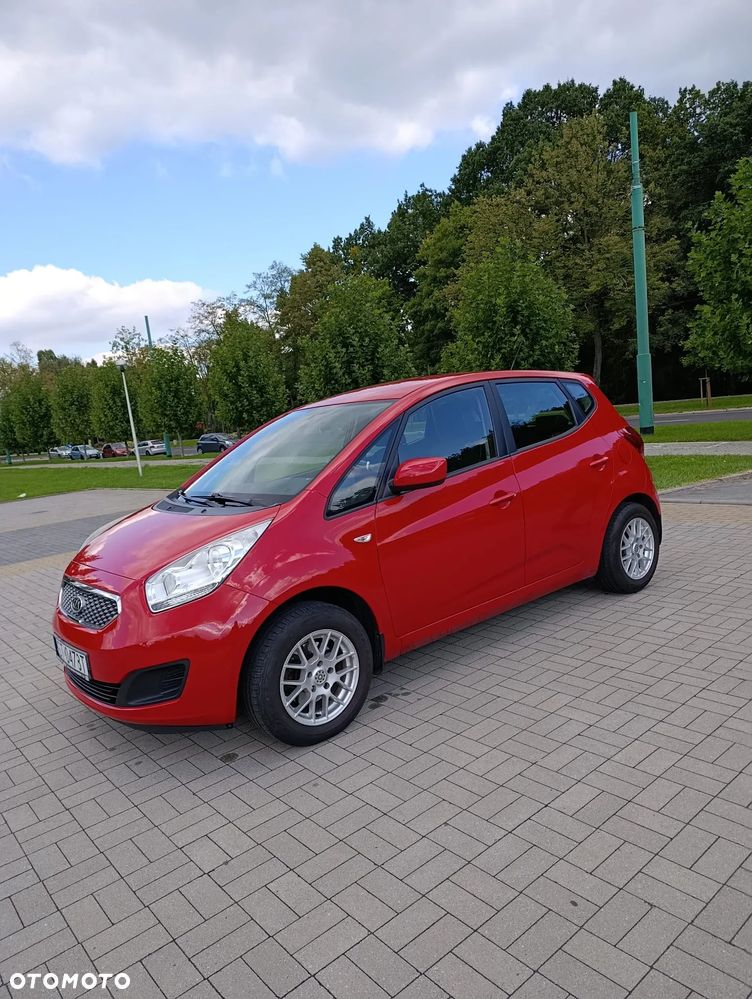Kia Venga 1.6 L - 14