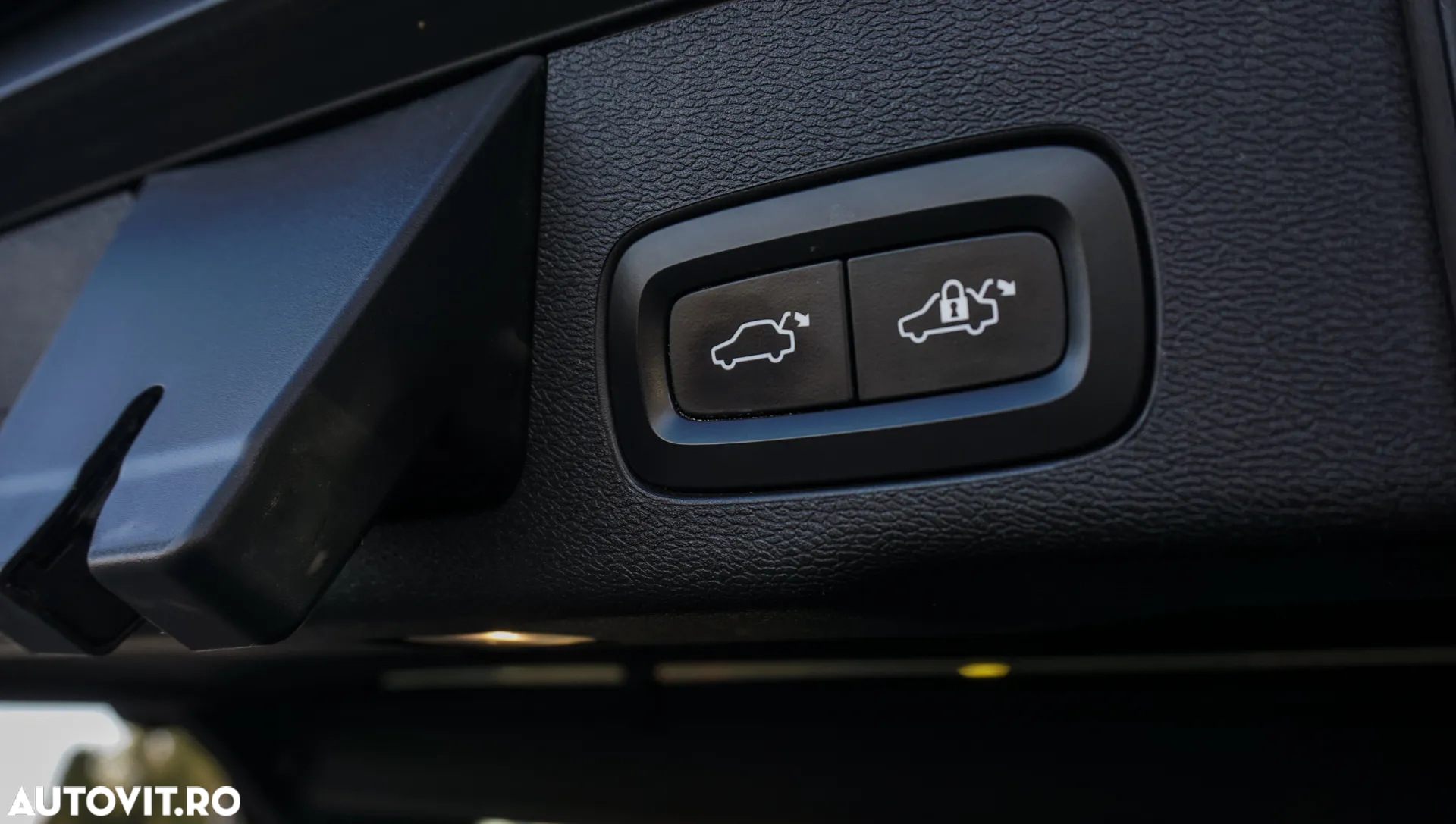 Volvo XC 60 D4 AWD Geartronic Inscription - 26
