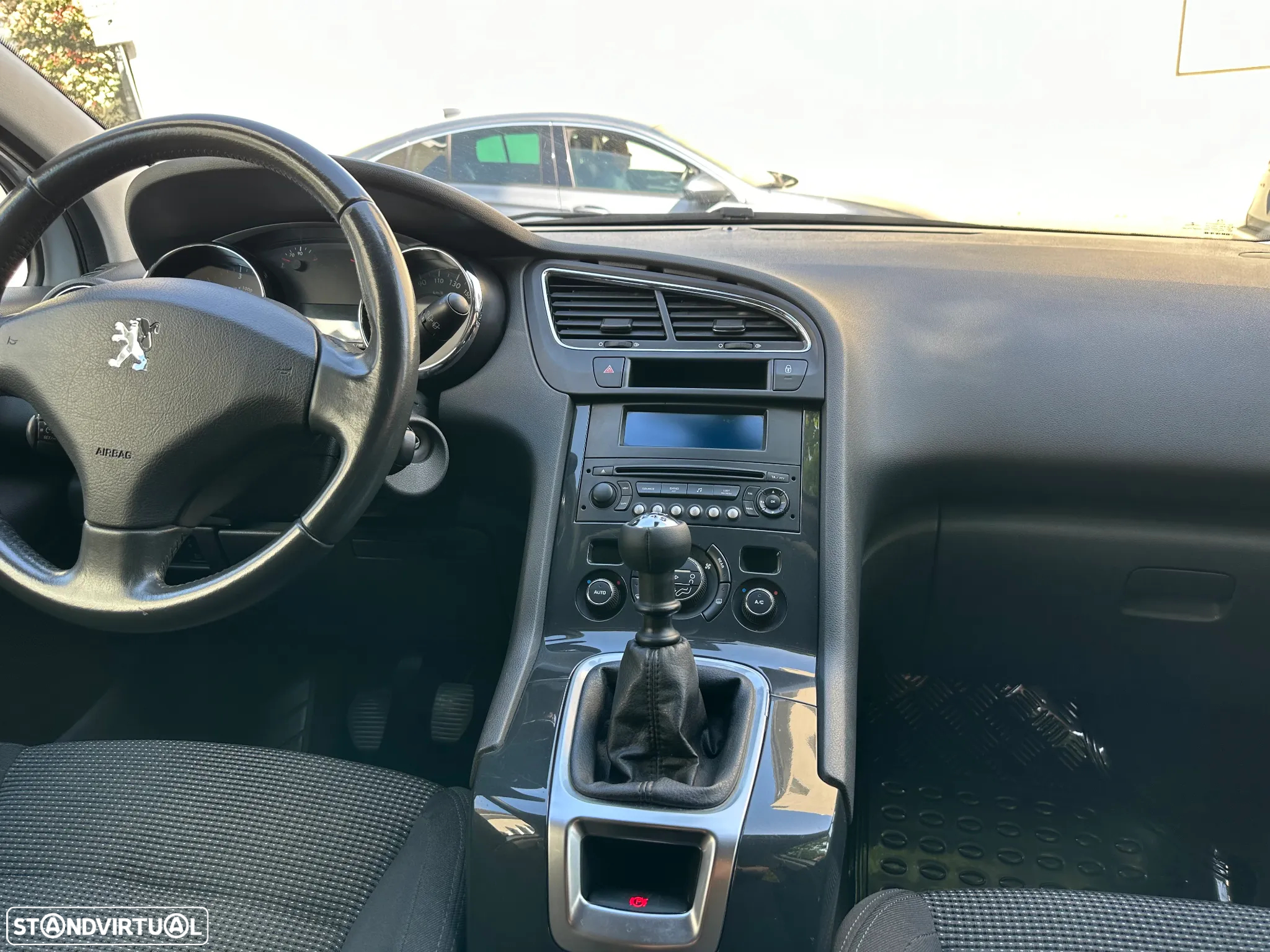 Peugeot 5008 1.6 HDi Executive - 30
