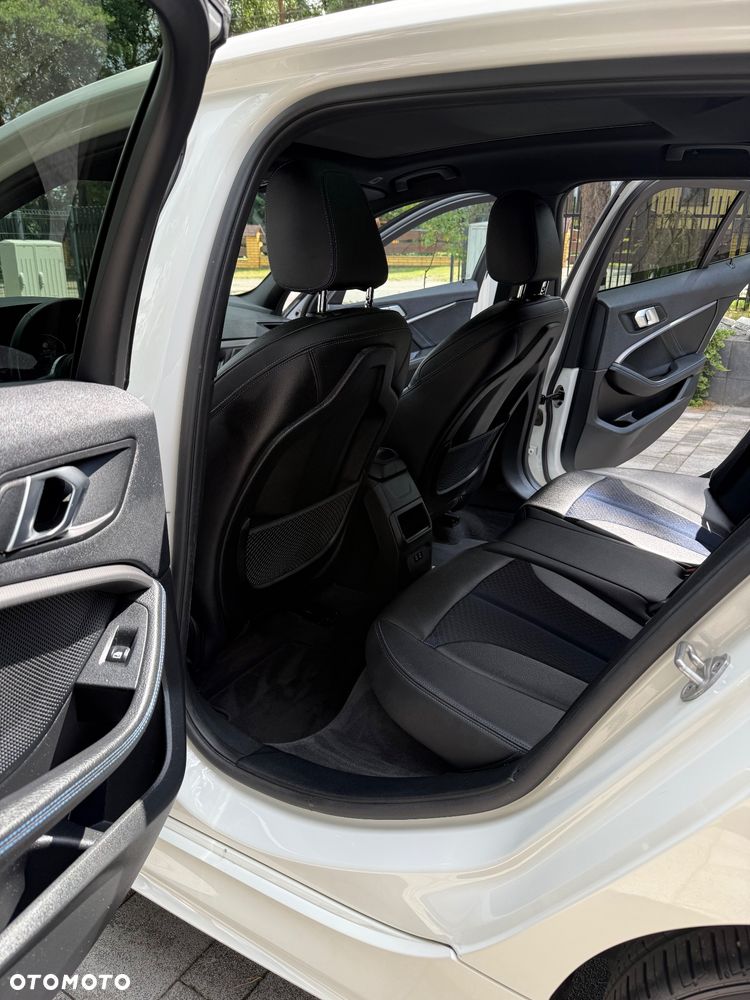 BMW Seria 1 118i M Sport - 22