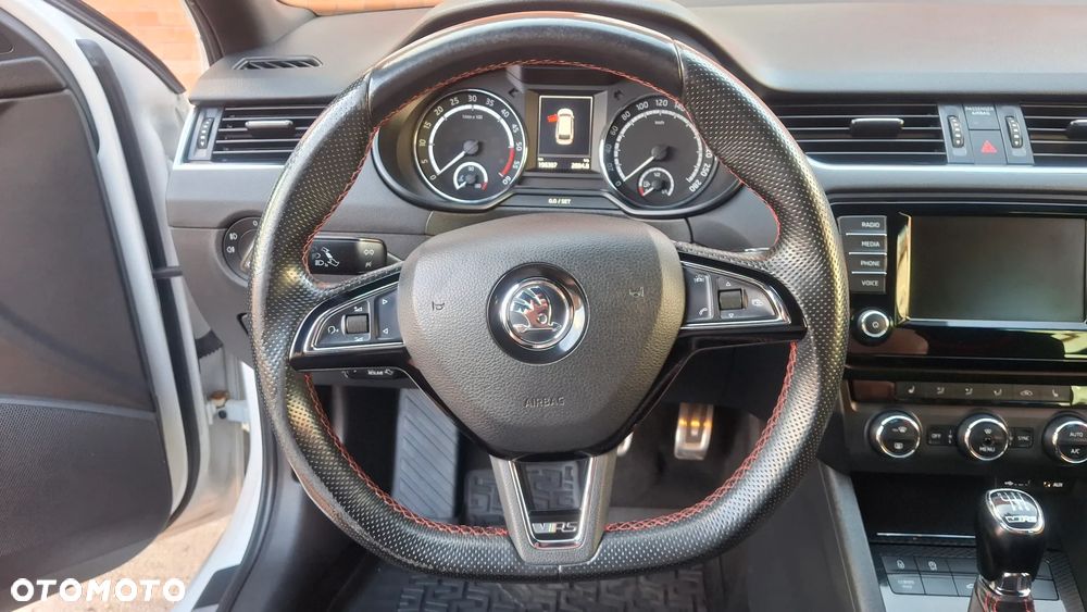 Skoda Octavia 2.0 TDI RS - 20