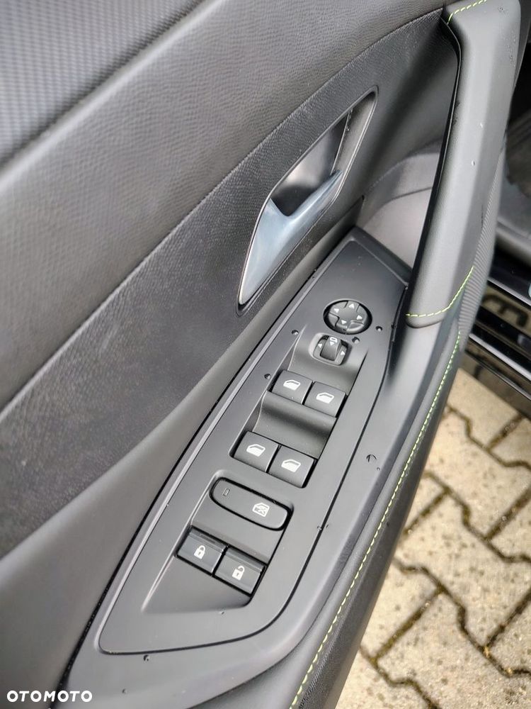 Peugeot 308 - 16