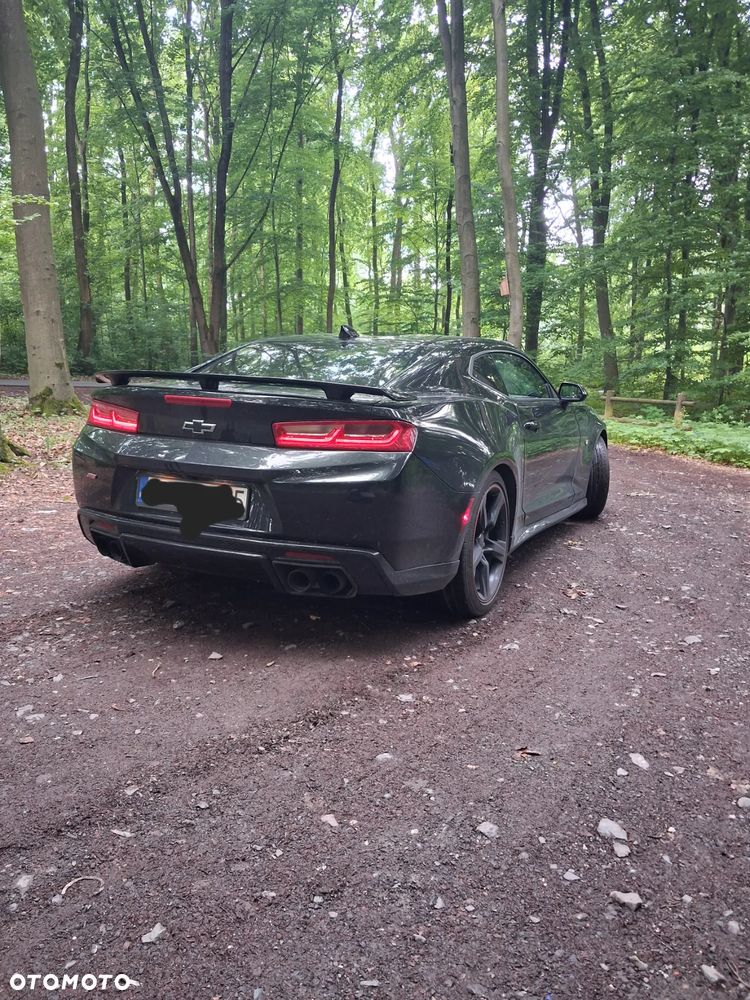 Chevrolet Camaro - 2