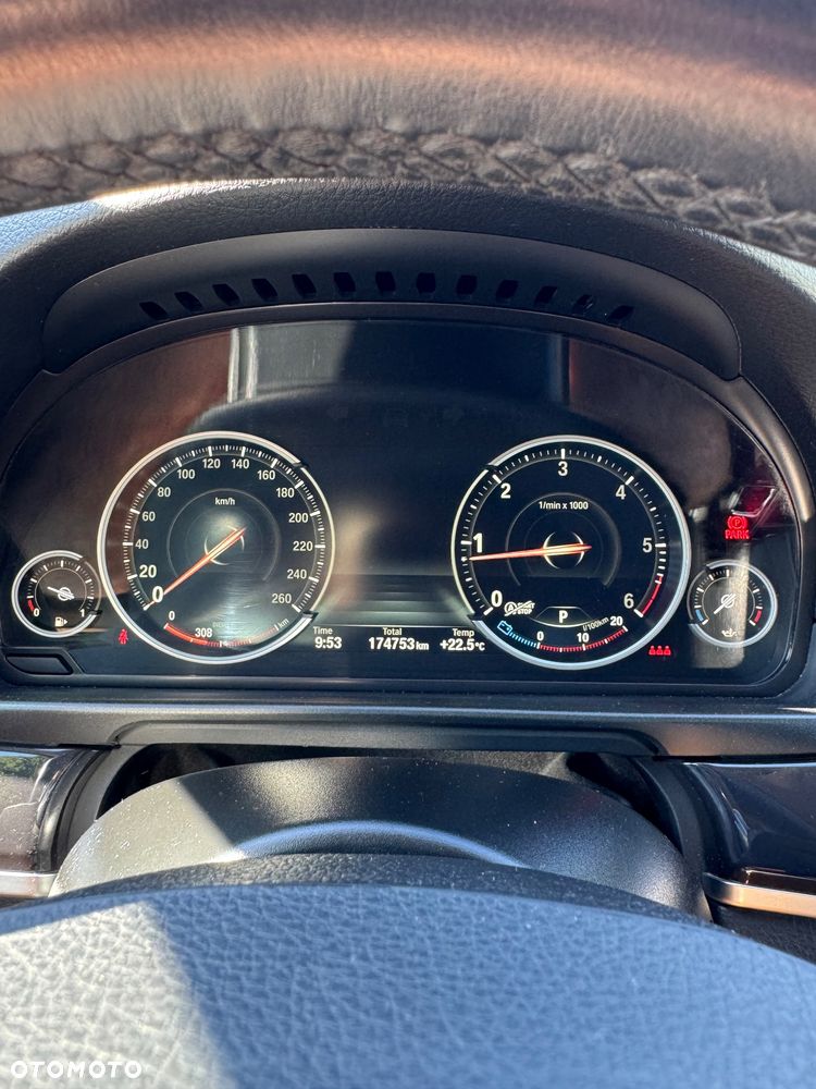 BMW Seria 5 520d - 15