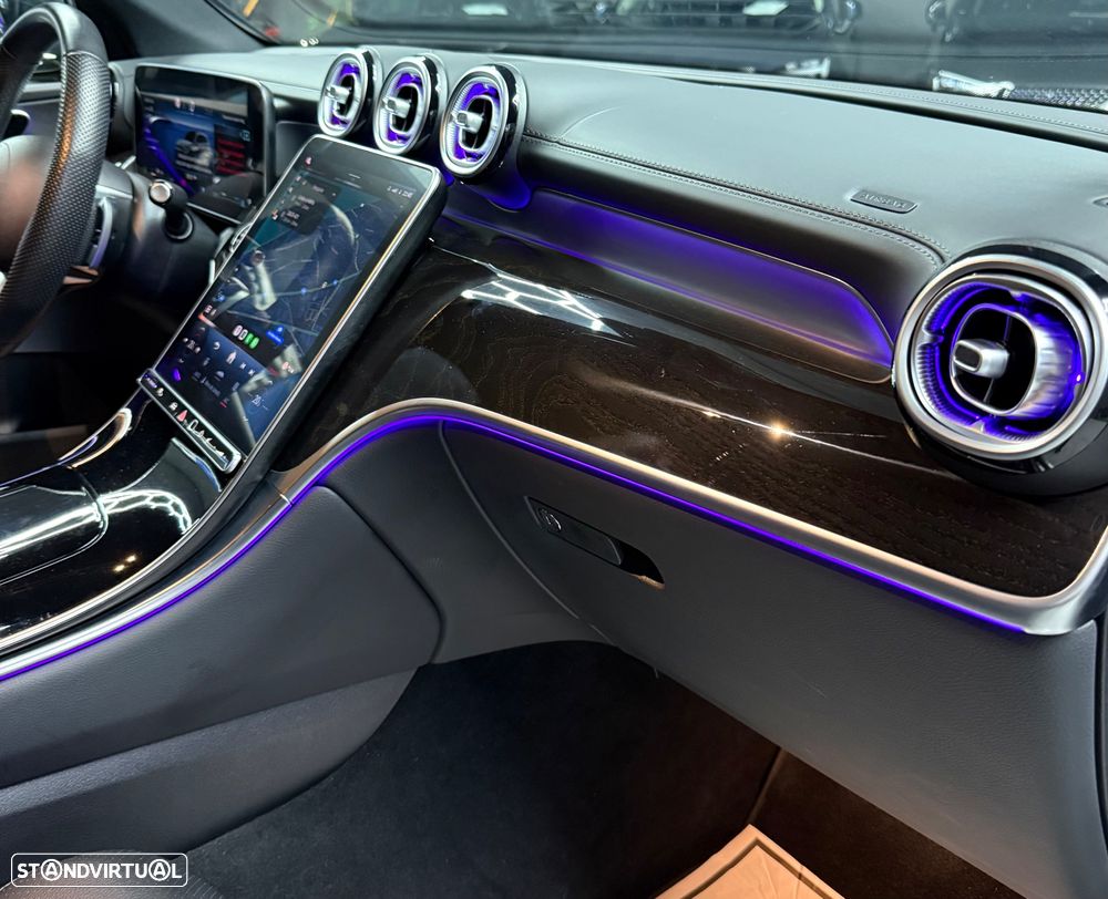 Mercedes-Benz GLC 300 d 4Matic 9G-TRONIC Edition AMG Line - 23