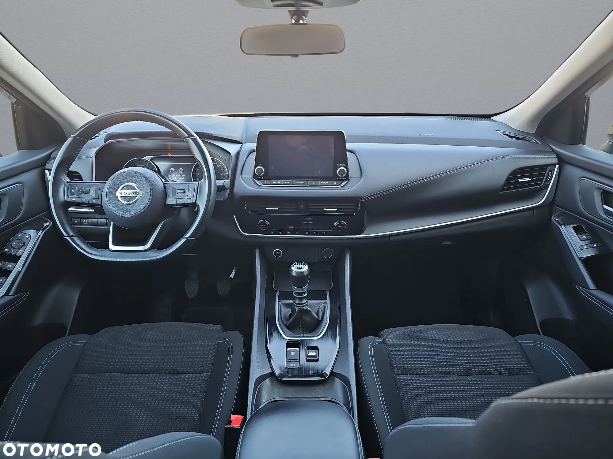 Nissan Qashqai 1.3 DIG-T mHEV N-Connecta - 33