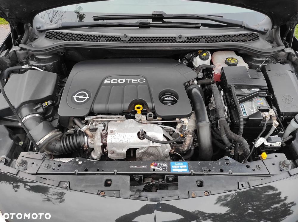 Opel Astra 1.6 CDTI Dynamic S&S - 30