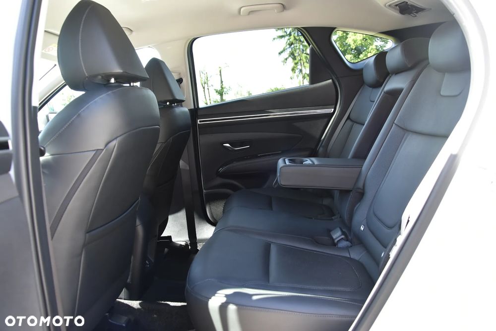 Hyundai Tucson 1.6 CRDi 48V-Hybrid 2WD DCT Prime - 12