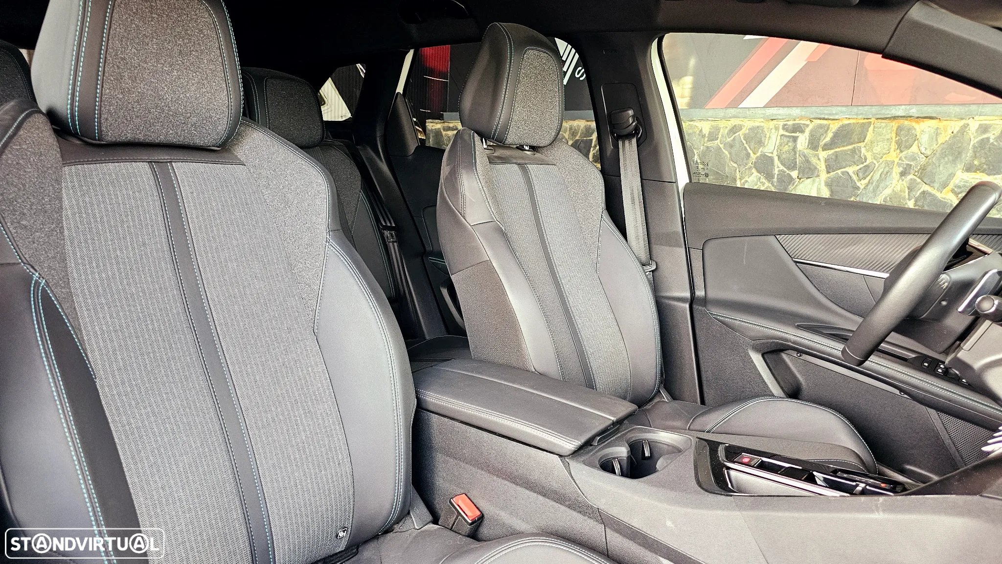 Peugeot 3008 1.2 Hybrid Allure Pack e-DCS6 - 14