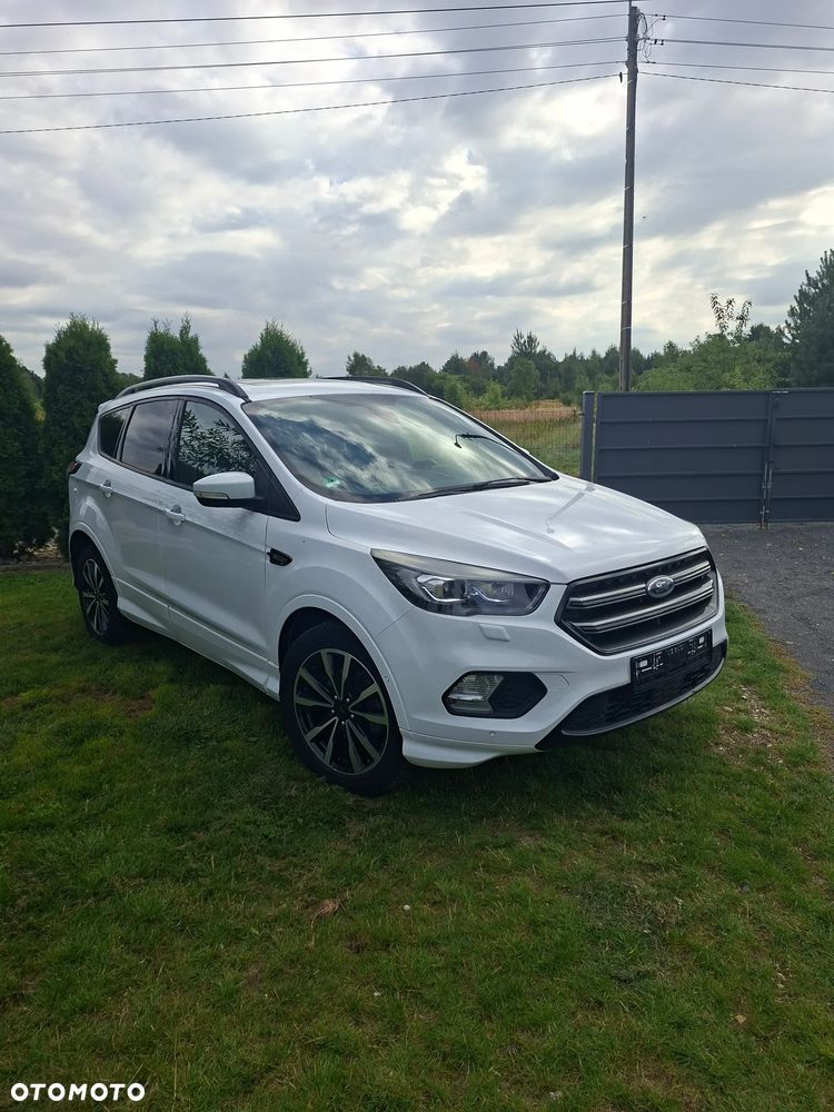 Ford Kuga - 9