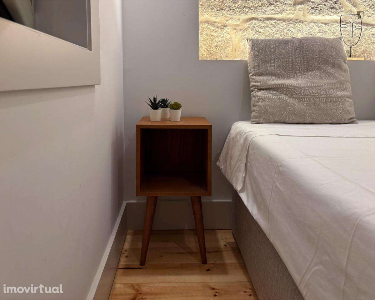 Apartamento com 1 quartos - localizado em Santo Ildefonso Porto - Grande imagem: 3/16