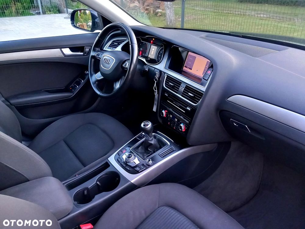 Audi A4 Avant 2.0 TDI - 22