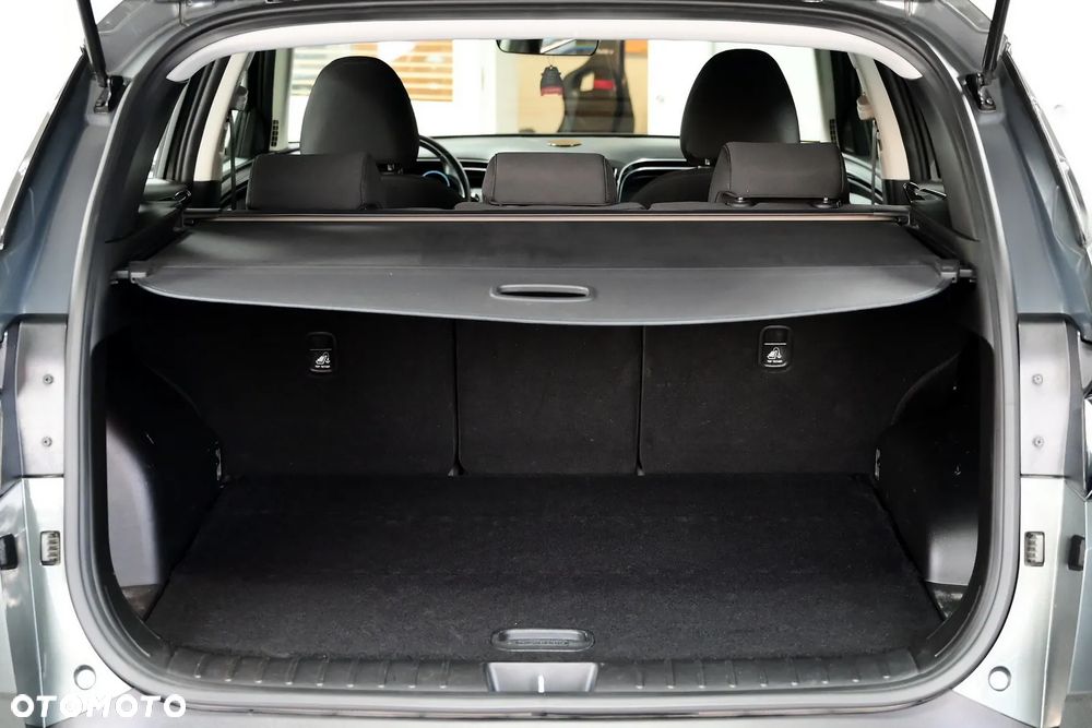 Hyundai Tucson 1.6 CRDi 2WD Select - 28