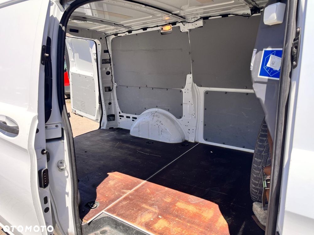 Mercedes-Benz vITO - 11