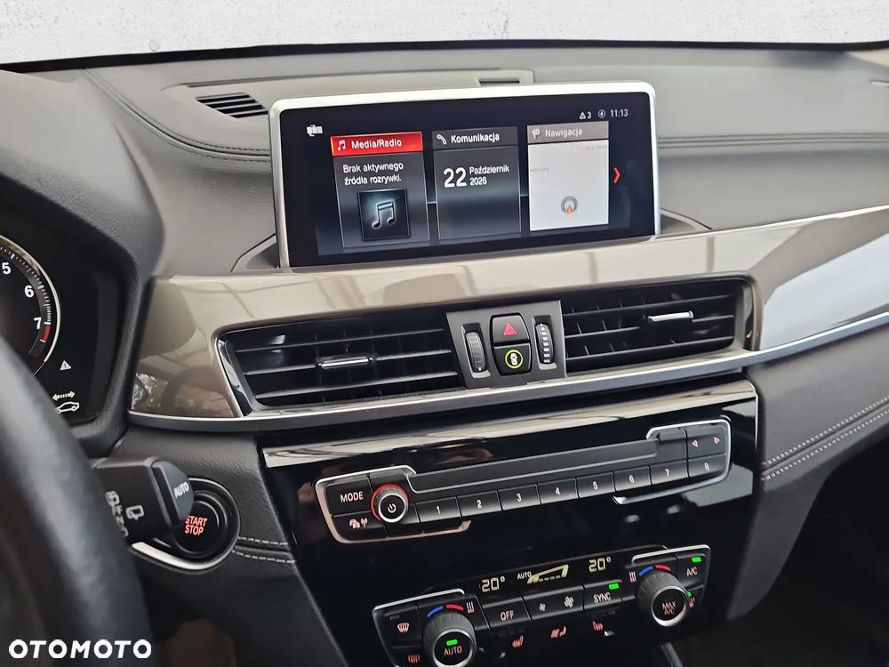 BMW X1 sDrive18i xLine - 19