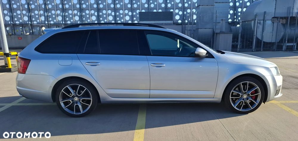 Skoda Octavia 2.0 TSI RS - 4