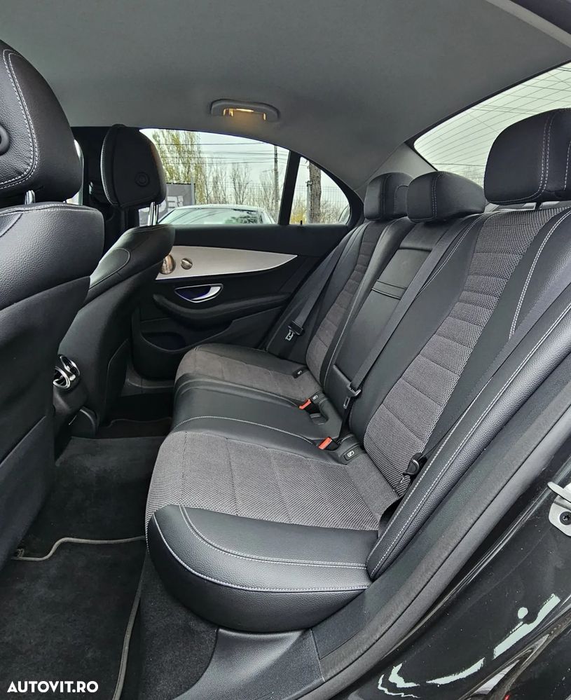 Mercedes-Benz E - 20