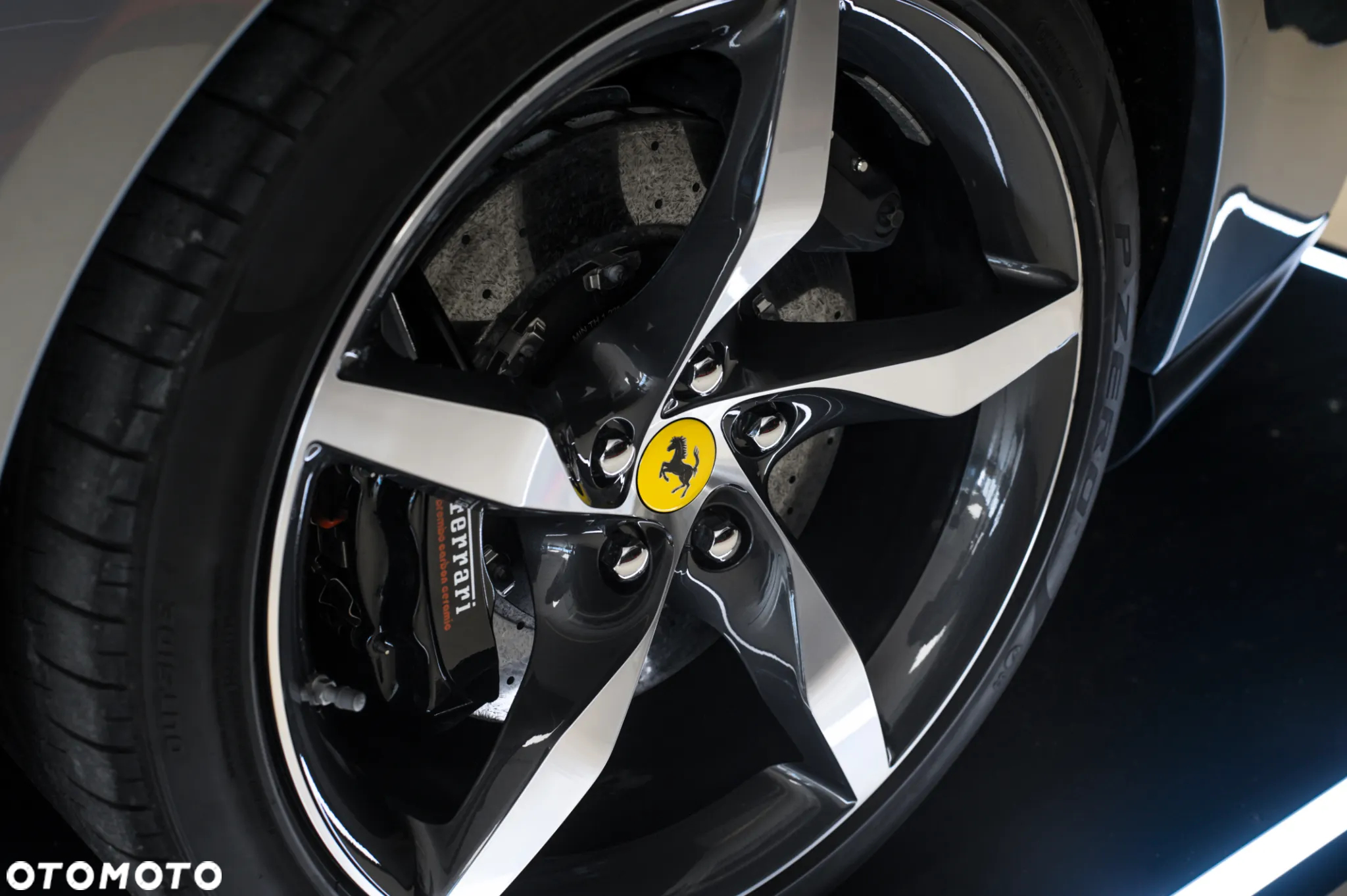 Ferrari Portofino M - 9