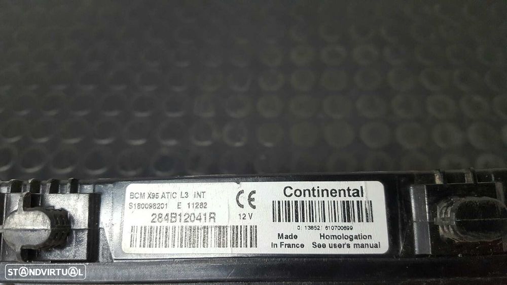 CAIXA DE RELÉS/ FUSÍVEIS RENAULT MEGANE III BERLINA 5 P 2.0 16V - 3