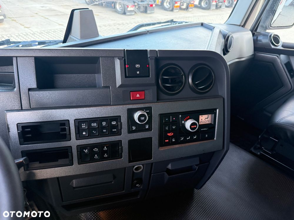 Renault T480 / NOWE OPONY / HYDRAULIKA / SILNIK 13L / STAN BDB / / / - 29